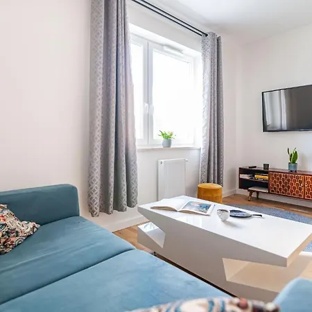 Garden Zolnierska * אולז'טין