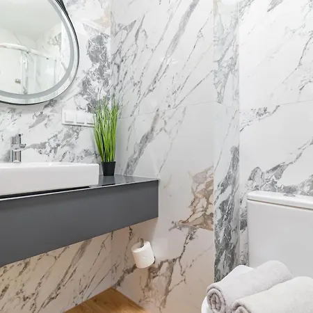 Garden Zolnierska אולז'טין