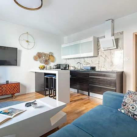 Garden Zolnierska * オルシュティン