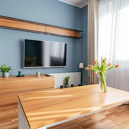 Garden Zolnierska דירה *