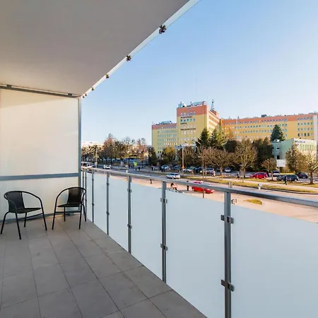 アパート Garden Zolnierska オルシュティン