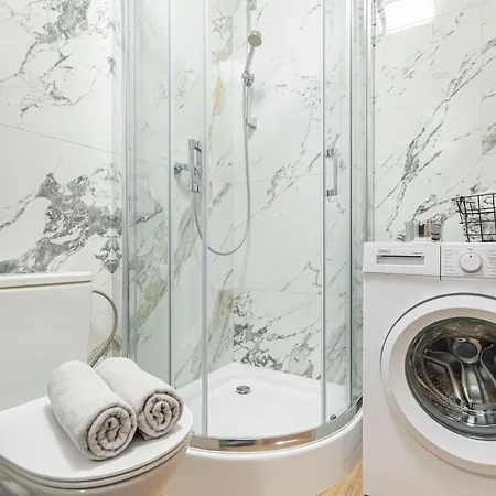 Garden Zolnierska * אולז'טין