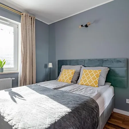 Garden Zolnierska * オルシュティン